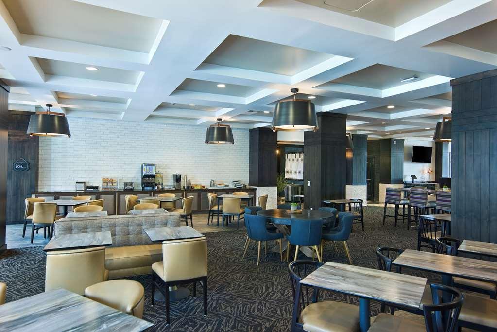 Oxford Suites Sonoma - Ронерт Парк Ресторант снимка